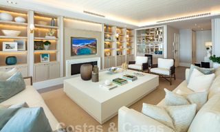 Luxueus beachfront penthouse te koop met frontaal zeezicht in Puente Romano op de Golden Mile van Marbella 55084 