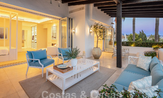 Luxueus beachfront penthouse te koop met frontaal zeezicht in Puente Romano op de Golden Mile van Marbella 55092 