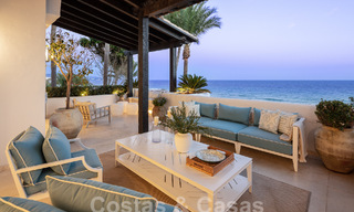 Luxueus beachfront penthouse te koop met frontaal zeezicht in Puente Romano op de Golden Mile van Marbella 55093 