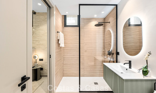 Ruime, eigentijdse luxevilla, gelegen op eerstelijns golf met uitzicht op de La Concha berg te Nueva Andalucia, Marbella 786393 