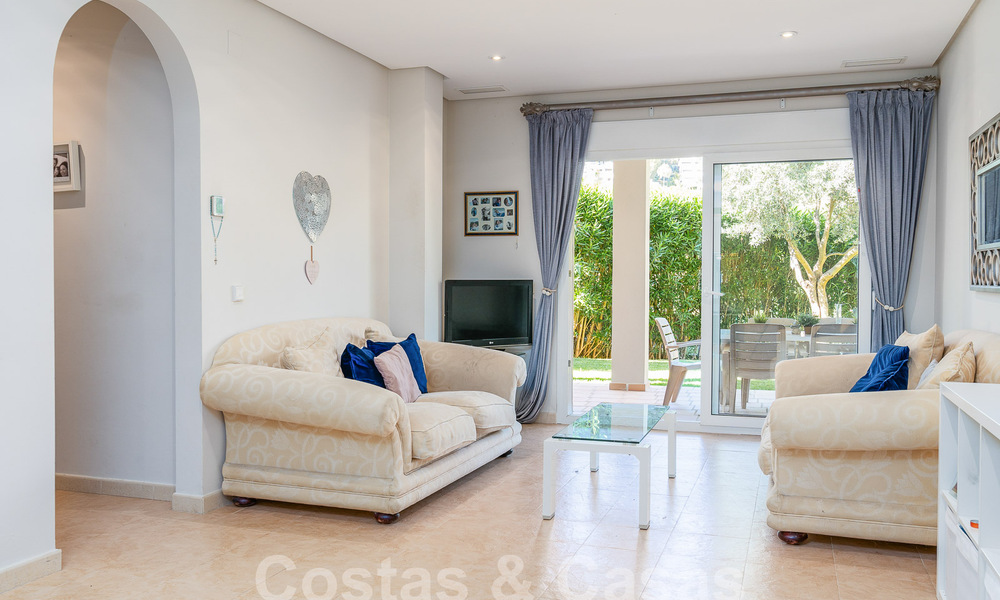 Statige luxe mansion in Andalusische stijl met zeezicht in de golfvallei van Nueva Andalucia, Marbella 55708