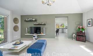 Statige luxe mansion in Andalusische stijl met zeezicht in de golfvallei van Nueva Andalucia, Marbella 55720 
