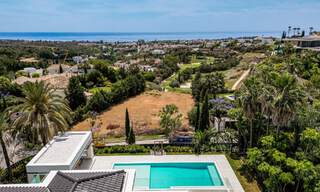 Nieuwe, modernistische designervilla te koop met uitzicht op de golfbaan in een golfresort, Marbella - Benahavis 55433 