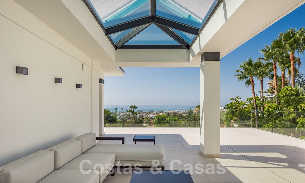 Nieuwe, modernistische designervilla te koop met uitzicht op de golfbaan in een golfresort, Marbella - Benahavis 55487