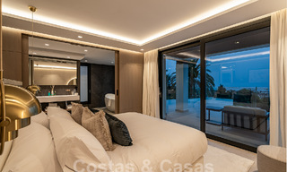 Nieuwe, modernistische designervilla te koop met uitzicht op de golfbaan in een golfresort, Marbella - Benahavis 55520 
