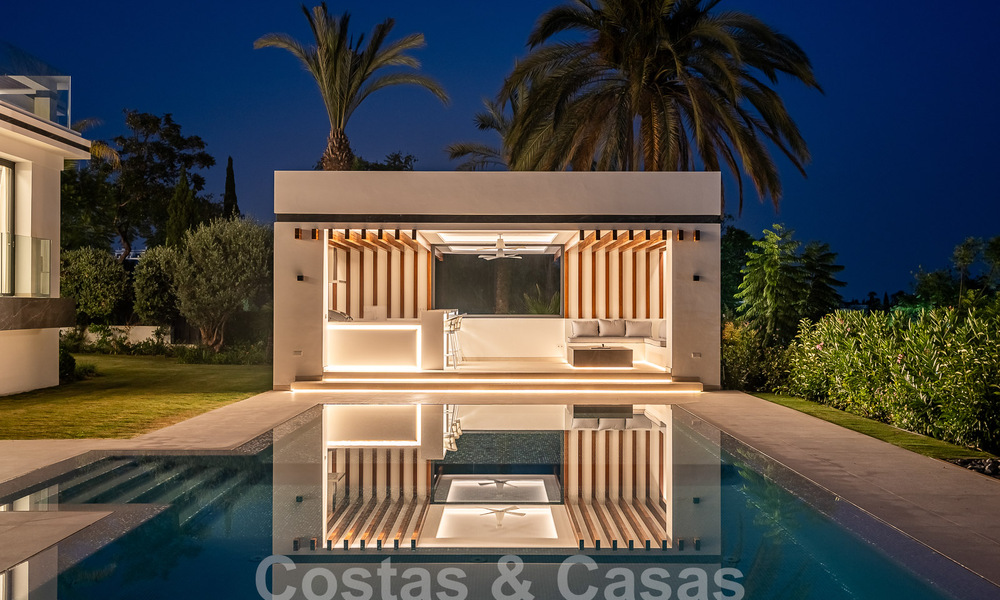 Nieuwe, modernistische designervilla te koop met uitzicht op de golfbaan in een golfresort, Marbella - Benahavis 55546