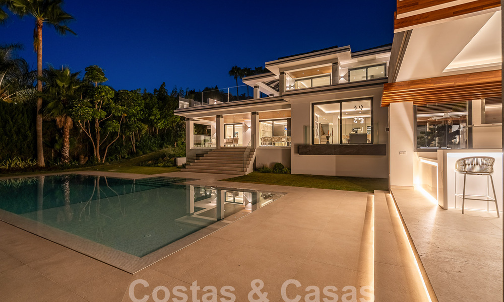 Nieuwe, modernistische designervilla te koop met uitzicht op de golfbaan in een golfresort, Marbella - Benahavis 55549