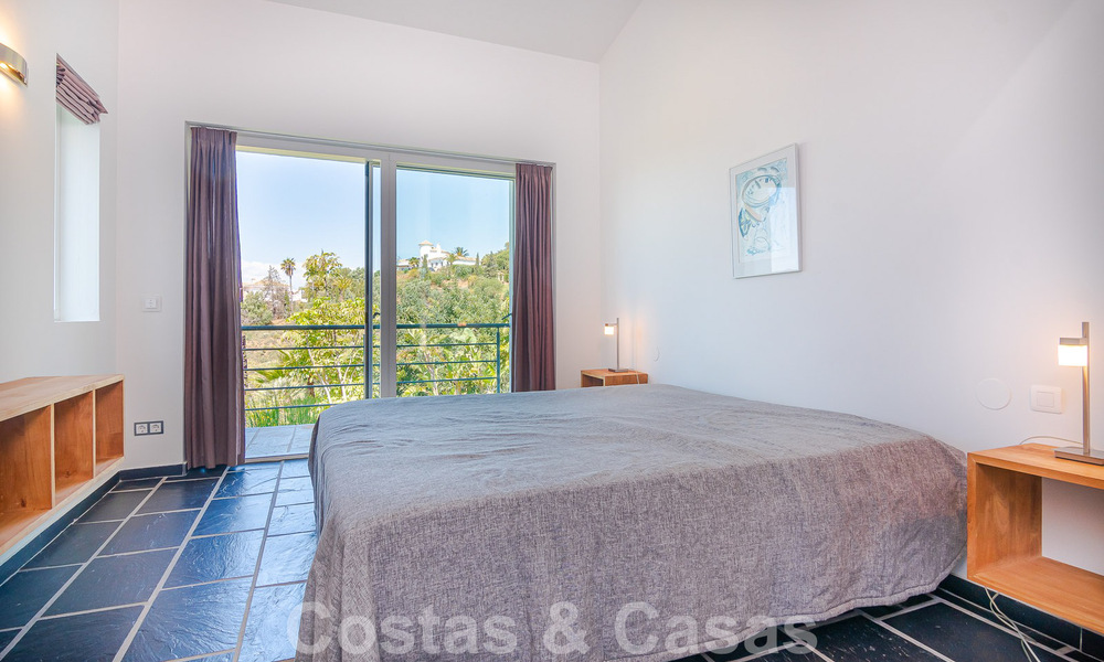 Ruime luxevilla te koop met panoramisch zeezicht op een groot perceel in Mijas, Costa del Sol 55582