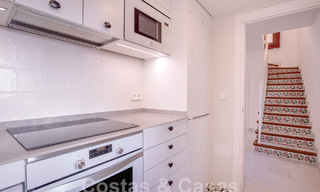 Prachtig, pittoresk huis te koop, ondergedompeld in Andalusische charme op een steenworp van het strand in Guadalmina Baja, Marbella 55392 