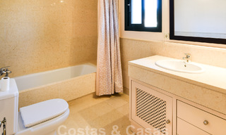 Ruime luxe appartementen te koop in een gated complex omringd door de golfbaan in Marbella - Benahavis 56016 
