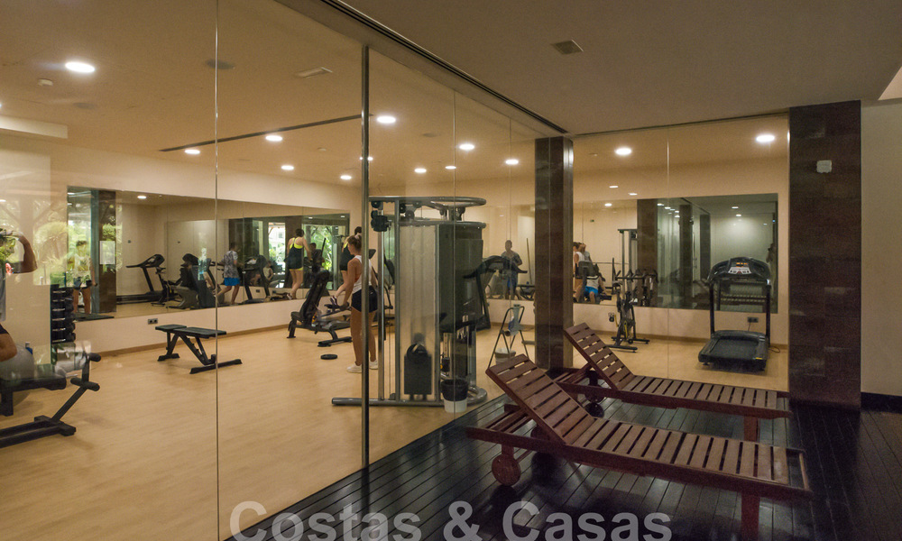 Ruime luxe appartementen te koop in een gated complex omringd door de golfbaan in Marbella - Benahavis 56036