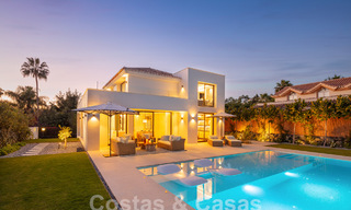 Eersteklas gerenoveerde villa in moderne stijl te koop in het hartje van Nueva Andalucia’ golfvallei, Marbella 56039 