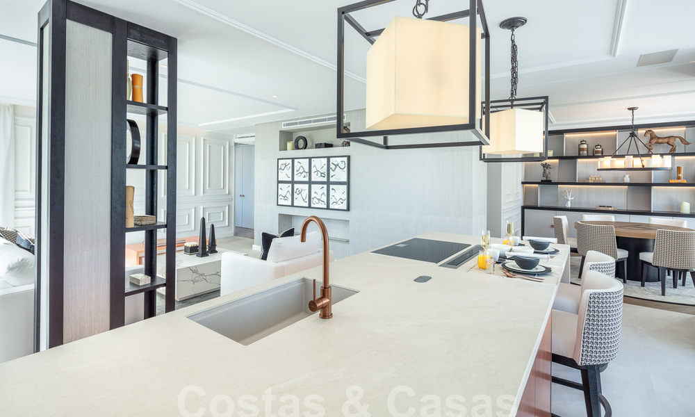 Eersteklas gerenoveerde villa in moderne stijl te koop in het hartje van Nueva Andalucia’ golfvallei, Marbella 56053