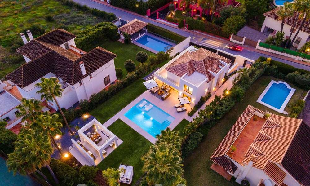 Eersteklas gerenoveerde villa in moderne stijl te koop in het hartje van Nueva Andalucia’ golfvallei, Marbella 56070