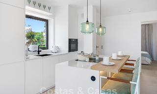 Modern gerenoveerd penthouse te koop in Nueva Andalucia’s golfvallei, Marbella 56716 