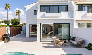 Prachtige, halfvrijstaande luxe woning te koop met privézwembad, op loopafstand van het strand en centrum van San Pedro, Marbella 56770 