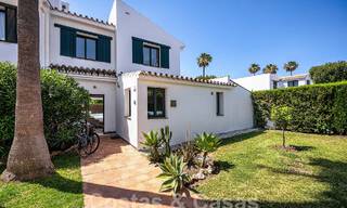 Prachtige, halfvrijstaande luxe woning te koop met privézwembad, op loopafstand van het strand en centrum van San Pedro, Marbella 56780 