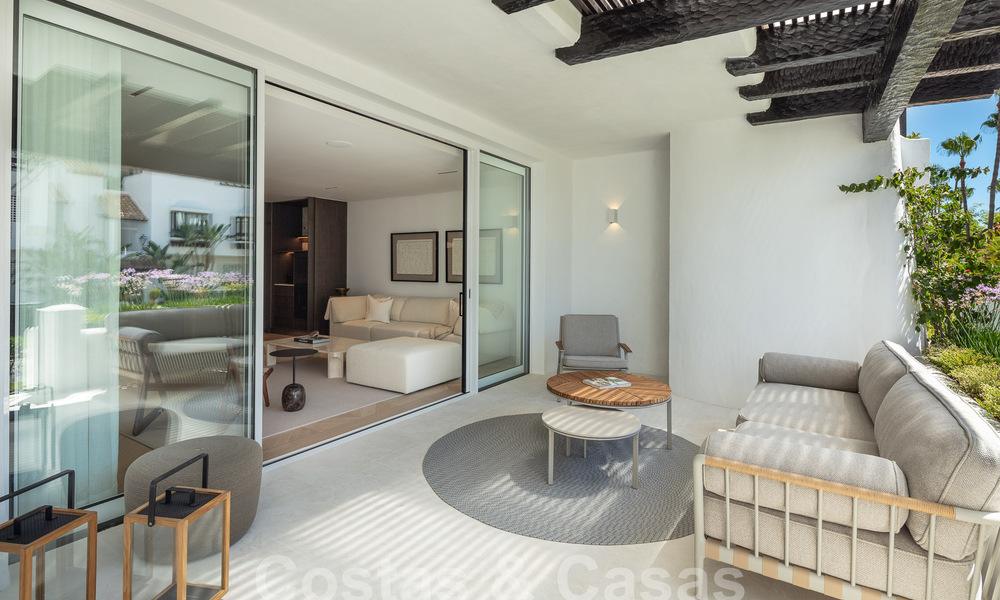Voortreffelijk appartement te koop met zeezicht in Marina Puente Romano in Marbella 57262