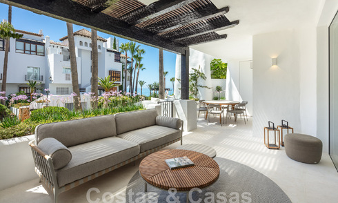 Voortreffelijk appartement te koop met zeezicht in Marina Puente Romano in Marbella 57263