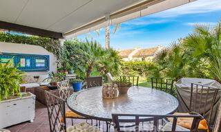 Ruim rijhuis te koop met 4 slaapkamers en zeezicht, in een gated complex op de New Golden Mile tussen Marbella en Estepona 57095 