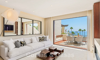 Luxe penthouse te koop in een gated eerstelijnsstrand complex met magnifiek zeezicht op de New Golden Mile tussen Marbella en Estepona 56967 