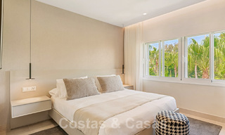 Luxe penthouse te koop in een gated eerstelijnsstrand complex met magnifiek zeezicht op de New Golden Mile tussen Marbella en Estepona 56976 