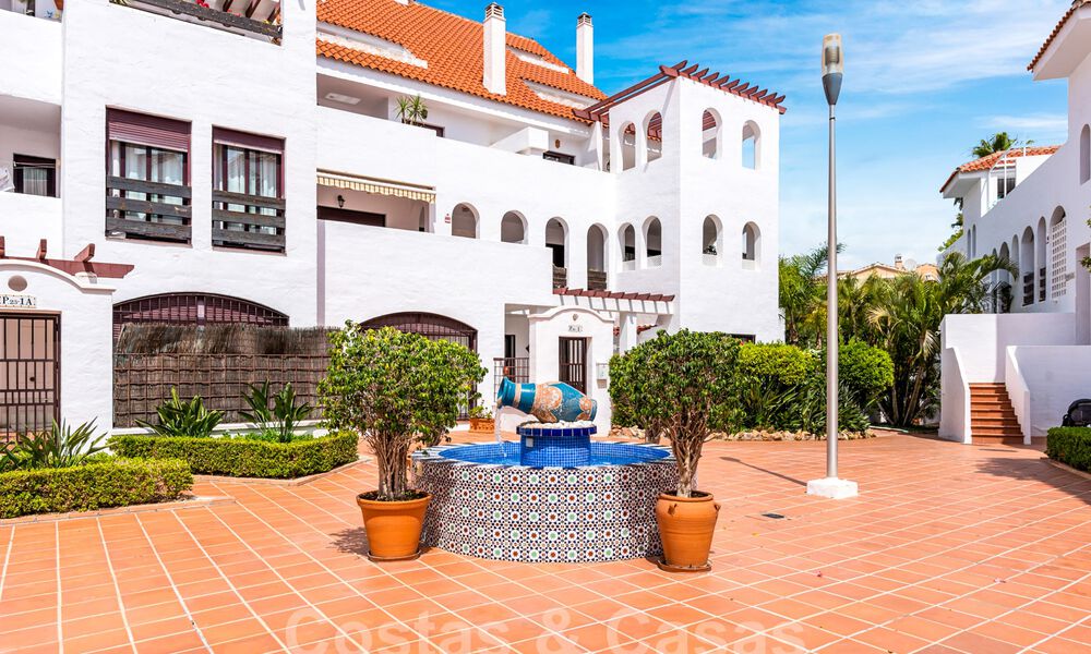 Eigentijds gerenoveerd penthouse te koop op loopafstand van alle voorzieningen en Puerto Banus in Nueva Andalucia, Marbella 57422