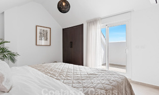 Eigentijds gerenoveerd penthouse te koop op loopafstand van alle voorzieningen en Puerto Banus in Nueva Andalucia, Marbella 57431 