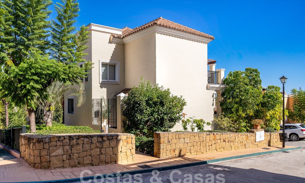 Ruim huis met uniek interieurdesign te koop in Nueva Andalucia, Marbella 57476