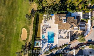 Modern gerenoveerde mediterrane luxevilla te koop, gelegen eerstelijns golf, hartje Nueva Andalucia, Marbella 57028 