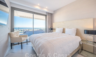 Boutique appartement te koop met panoramisch zeezicht, in een gated complex in de heuvels van Marbella - Benahavis 57742 