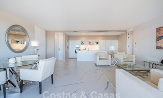 Boutique appartement te koop met panoramisch zeezicht, in een gated complex in de heuvels van Marbella - Benahavis 57743 