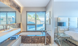 Boutique appartement te koop met panoramisch zeezicht, in een gated complex in de heuvels van Marbella - Benahavis 57746 
