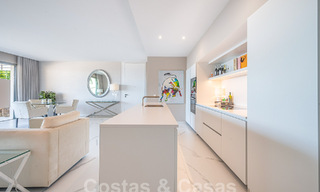 Boutique appartement te koop met panoramisch zeezicht, in een gated complex in de heuvels van Marbella - Benahavis 57748 