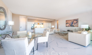 Boutique appartement te koop met panoramisch zeezicht, in een gated complex in de heuvels van Marbella - Benahavis 57750 