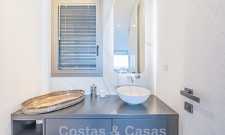 Boutique appartement te koop met panoramisch zeezicht, in een gated complex in de heuvels van Marbella - Benahavis 57753 