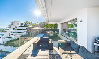 Boutique appartement te koop met panoramisch zeezicht, in een gated complex in de heuvels van Marbella - Benahavis 57768 