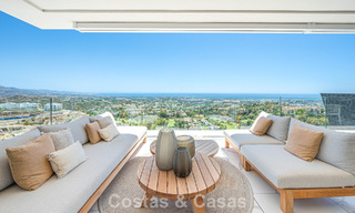 Geavanceerd appartement te koop met fenomenaal uitzicht, in een exclusief complex in Marbella - Benahavis 58214 