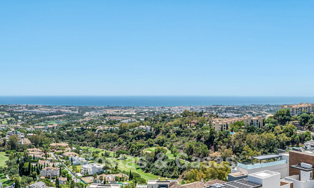 Geavanceerd appartement te koop met fenomenaal uitzicht, in een exclusief complex in Marbella - Benahavis 58217