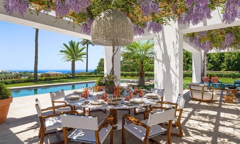Luxueuze, moderne, nieuwbouwvilla te koop op een geprivilegieerde locatie in een vijf-sterren golfresort aan de Costa del Sol 57736