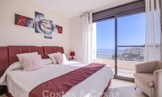 Modern penthouse op één niveau te koop met panoramisch zeezicht, in een luxueus complex van Los Monteros, Marbella 58286 