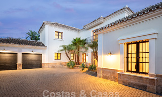 Charmante luxevilla te koop met een traditionele, Mediterrane bouwstijl op de New Golden Mile tussen Marbella en Estepona 57801 