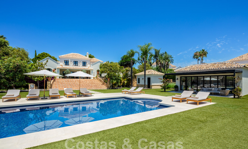 Charmante luxevilla te koop met een traditionele, Mediterrane bouwstijl op de New Golden Mile tussen Marbella en Estepona 57805
