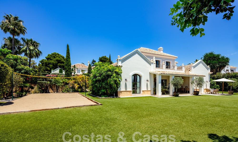 Charmante luxevilla te koop met een traditionele, Mediterrane bouwstijl op de New Golden Mile tussen Marbella en Estepona 57808