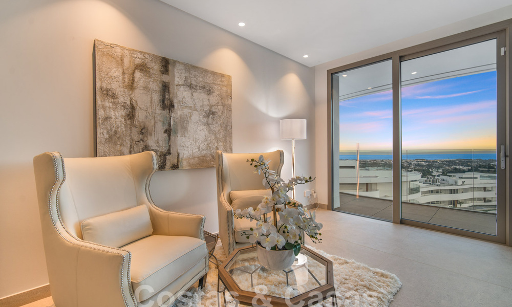 Eersteklas, luxe appartement te koop met schitterend uitzicht op zee, golf en berglandschap in Marbella - Benahavis 58430