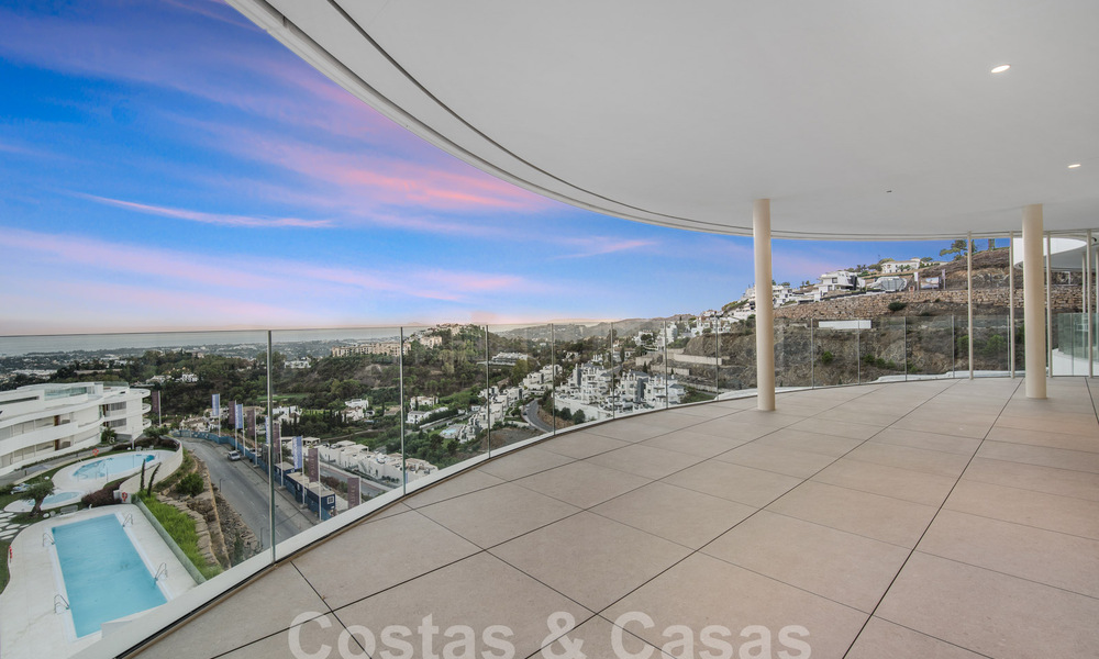 Eersteklas, luxe appartement te koop met schitterend uitzicht op zee, golf en berglandschap in Marbella - Benahavis 58431