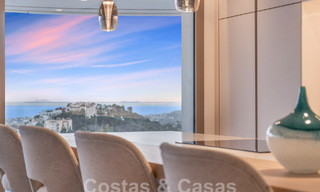 Eersteklas, luxe appartement te koop met schitterend uitzicht op zee, golf en berglandschap in Marbella - Benahavis 58435 