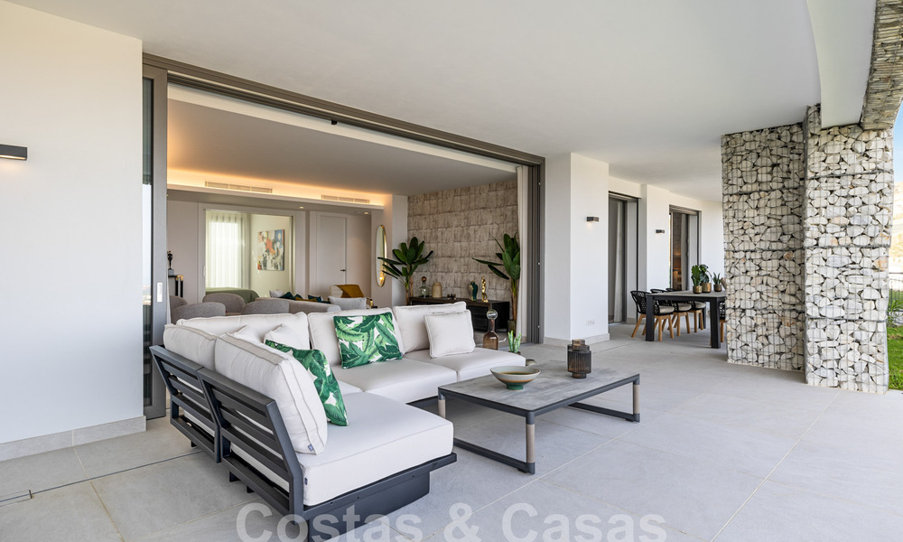 Gloednieuwe tuinappartement met vernieuwend concept te koop in een groot natuur- en golfresort in Marbella - Benahavis 58324