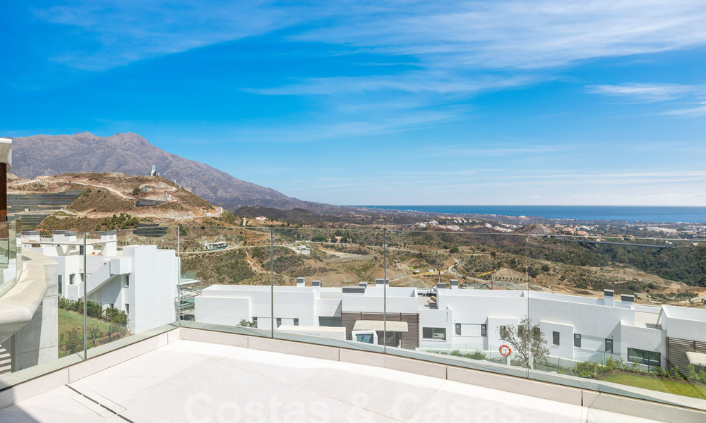 Gloednieuw, modernistisch penthouse te koop, in een exclusief golfresort in de heuvels van Marbella - Benahavis 58403