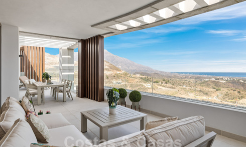 Gesofisticeerd nieuwbouwappartement te koop met fenomenaal uitzicht op zee, golf en berglandschap in Marbella - Benahavis 58363